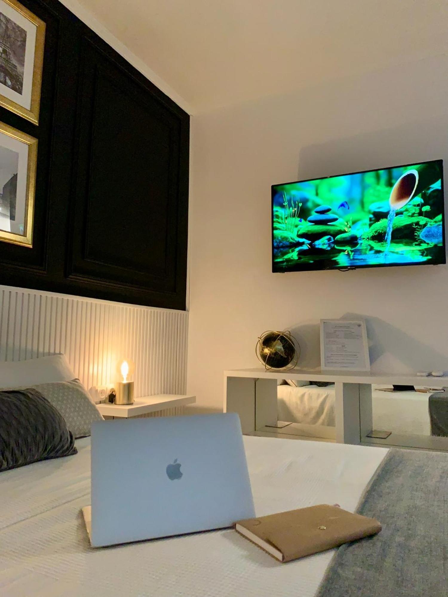 Ar - And Cozy In Apartment Benalmádena