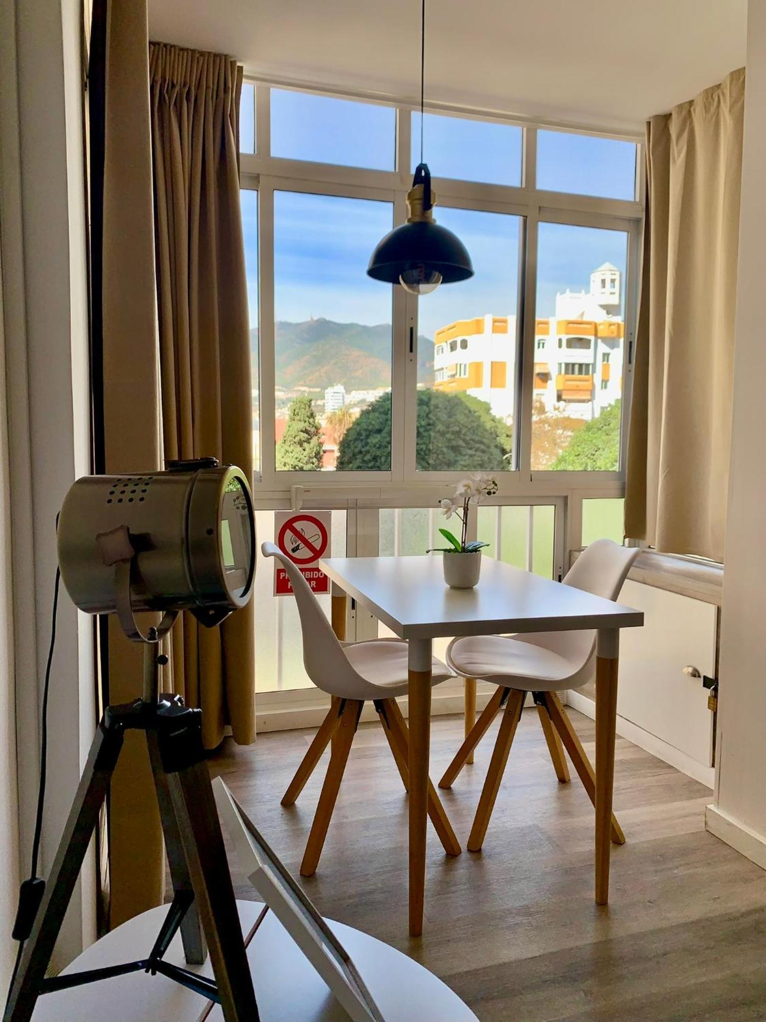 Ar - And Cozy In Apartment Benalmádena